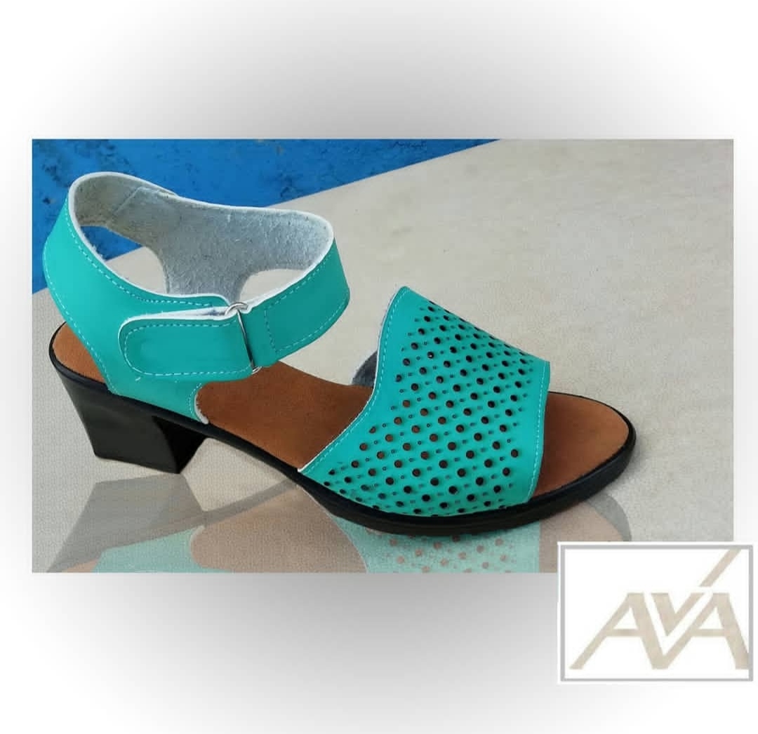 avashoes-mitra-lightblue